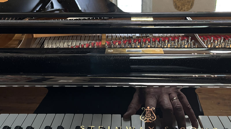 Ønsker du å bidra til nedbetalingen av flygelet i Ris kirke?