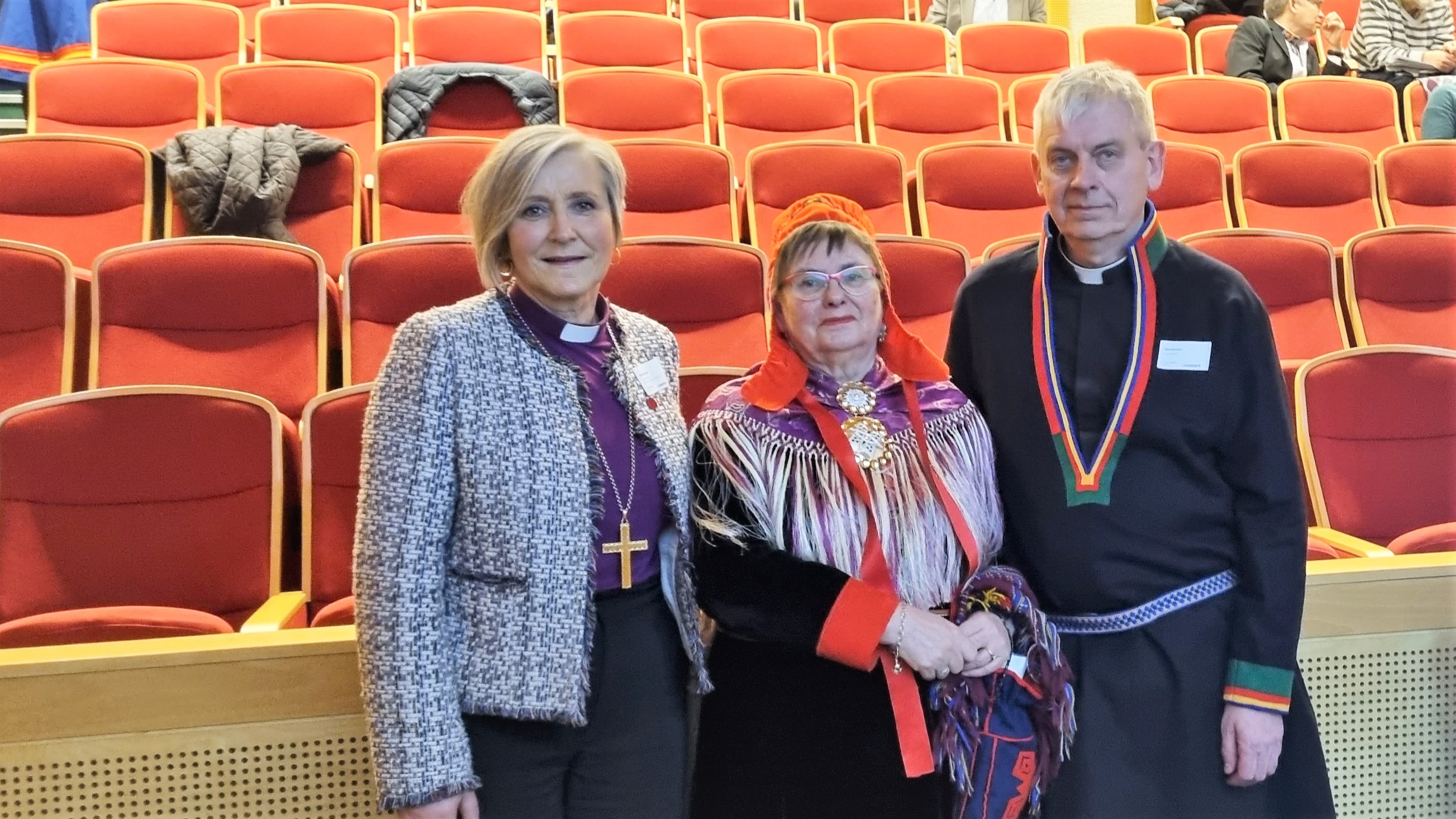 På høring hos Sannhets- og forsoningskommisjonen: Herborg Finnset, Elin Sabbasen og Rolf Steffensen. 