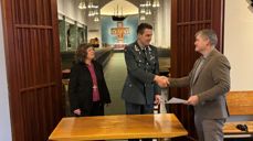 Biskop Ingeborg, oberstløytnant Richard Moen som er distriktssjef for Møre og Fjordane HV-distrikt, og stiftsdirektør Bjørn Olaf Storhaug deltok ved signeringen av samarbeidsavtalen mellom Møre bispedømme og Møre og Fjordane HV-distrikt i Molde domkirke.