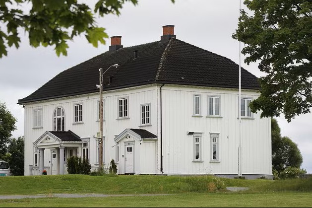 Torsdag 3.sept:  Hyggetreffet på Kjonerud kl. 11.