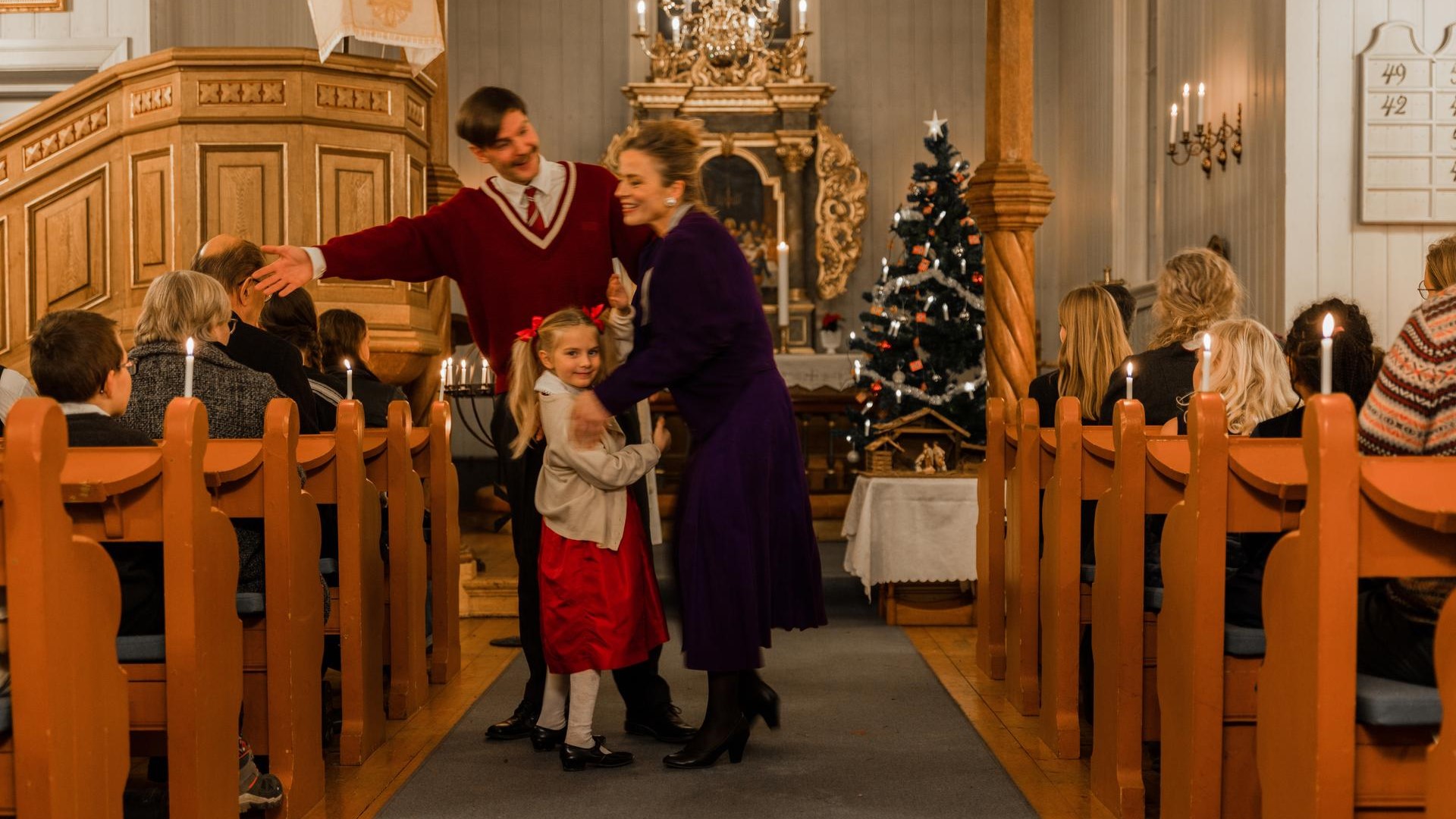 Ferske tall viser at 16 % har planer om å delta på en julegudstjeneste. (Foto: Ellevill / Den norske kirke)