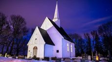 Hobøl kirke. Foto: kirken.no