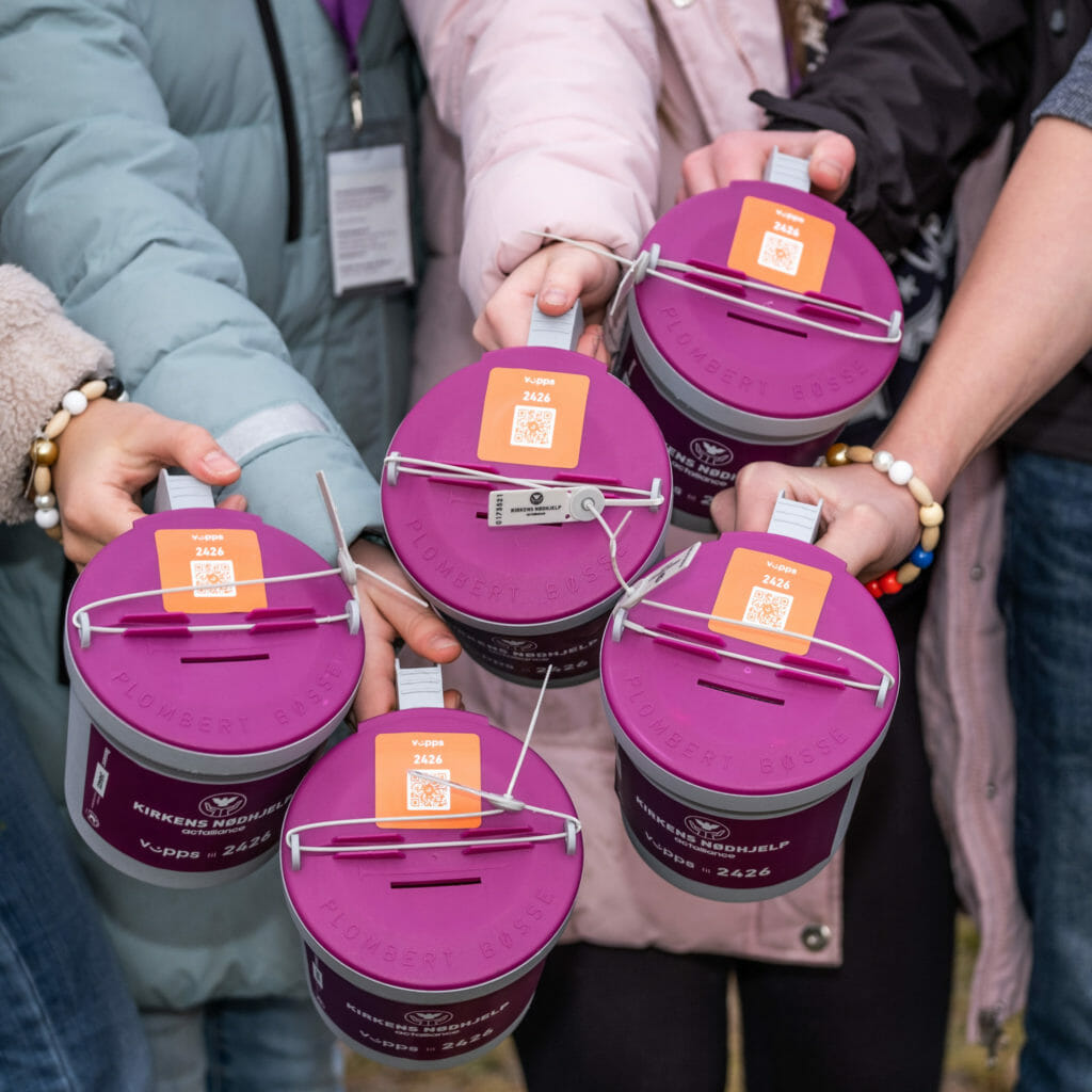 Tirsdag 8. april samler konfirmantene inn penger til årets fasteaksjon. Foto: Kirkens Nødhjelp