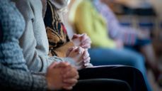 Å be sammen kan være godt for både andre og en selv. (Foto: Bo Mathisen/Den norske kirke)