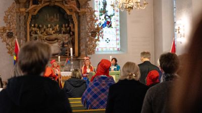 Samisk utvalg leverte sin rapport 1. mars og kommer med flere forslag til hvordan samisk kirkeliv kan styrkes. Illustrasjonsfoto: Den norske kirke.