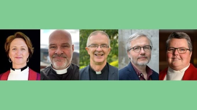 Bispekandidatene i Borg. F.v.: Domprost Kari Mangrud Alvsvåg, personal- og lederutviklingssjef Ole Martin Grevstad, prost Kåre Rune Hauge, professor Harald Hegstad, prost Kristine Sandmæl.