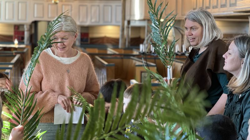 STOR INTERESSE OG IVER: I ukene før palmesøndag får alle 2.klassinger i Eigersund tilbudet om å ha påskevandring. Enten i Eigerøy arbeidskirke, Hellvik bedehus, Helleland eller Egersund kirke, eller på skolen. Med humor, undring og sang går vi gjennom påsken, dag for dag.