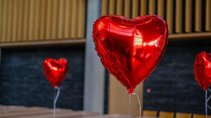 Drop-in-bryllup og dåp på Valentinsdagen