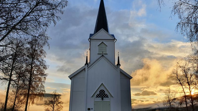 Vel møtt til påskefeiring i kirkene