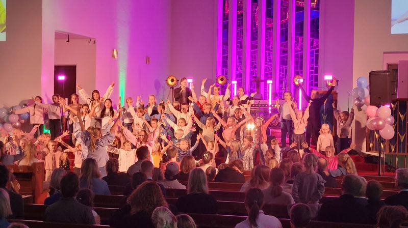 Stor suksess med barnekorfestival!