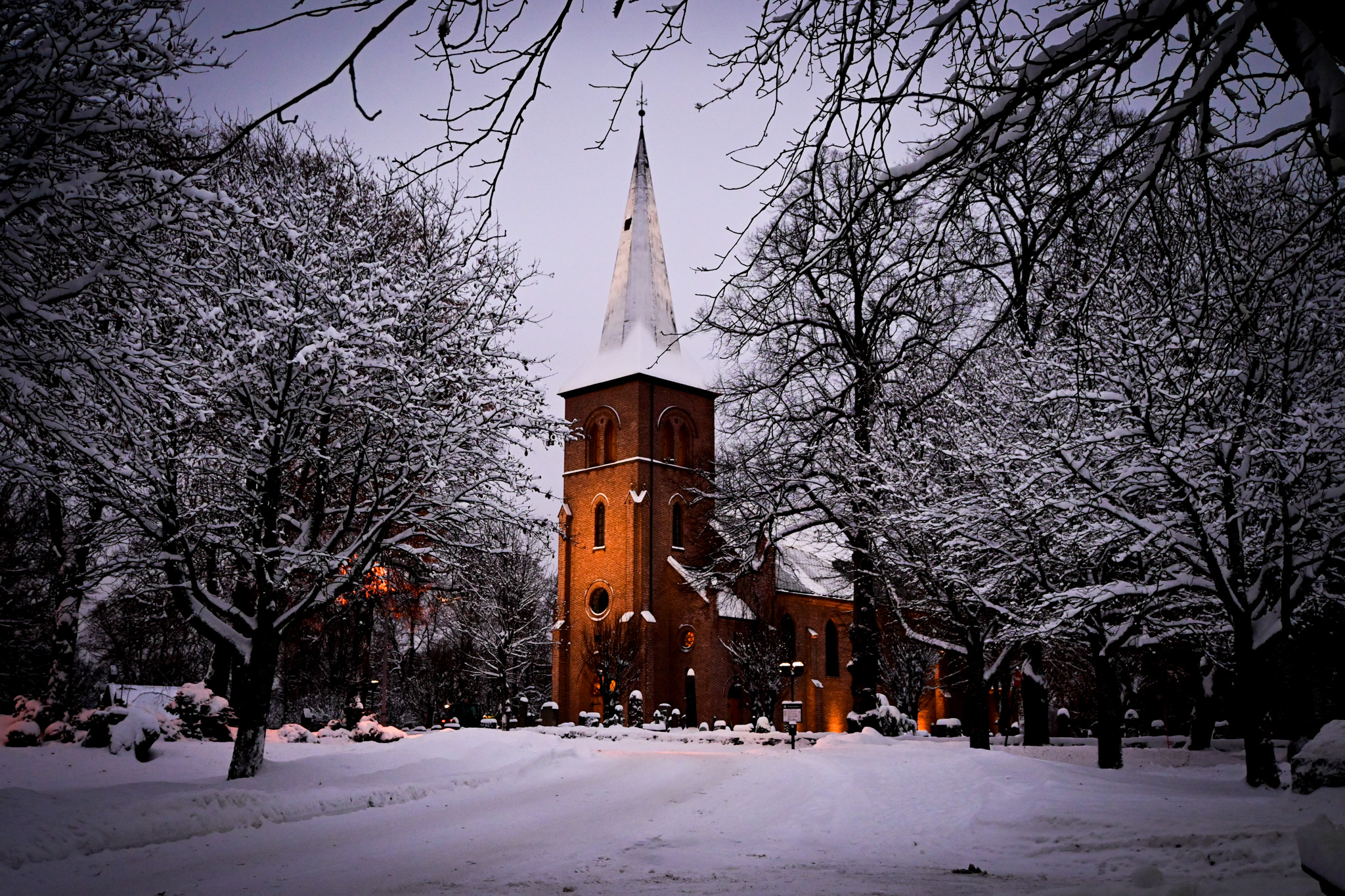 Asker kirke. Foto: Jørgen Guntveit Svartvasmo