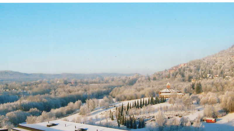 Voksen kirke 25 år – en bildeserie