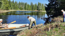 Båt over Grøna ved Pilgrimsleden. Foto: Une Holt.