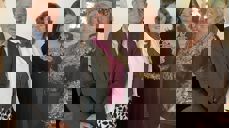 Prisvinner Aiman Umarova sammen med Greg Reichberg (PRIO), biskop Ingeborg Midttømme fra priskomiteen og utviklingsminister Anne Beathe Tvinnereim (t.h.) som overrakte prisen. Foto: Stefanusalliansen