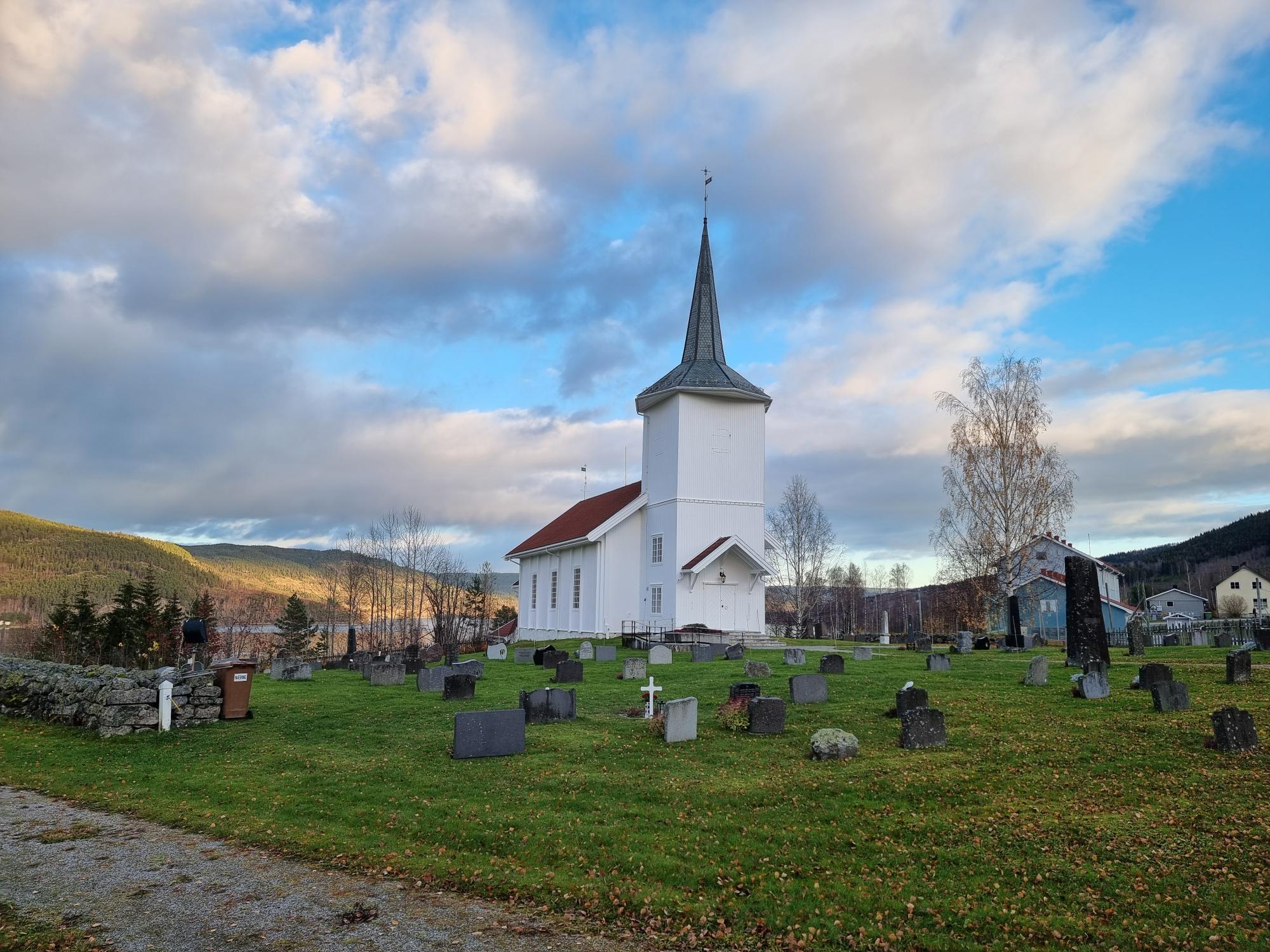 S&oslash;rum gravplass, Bjoneroa