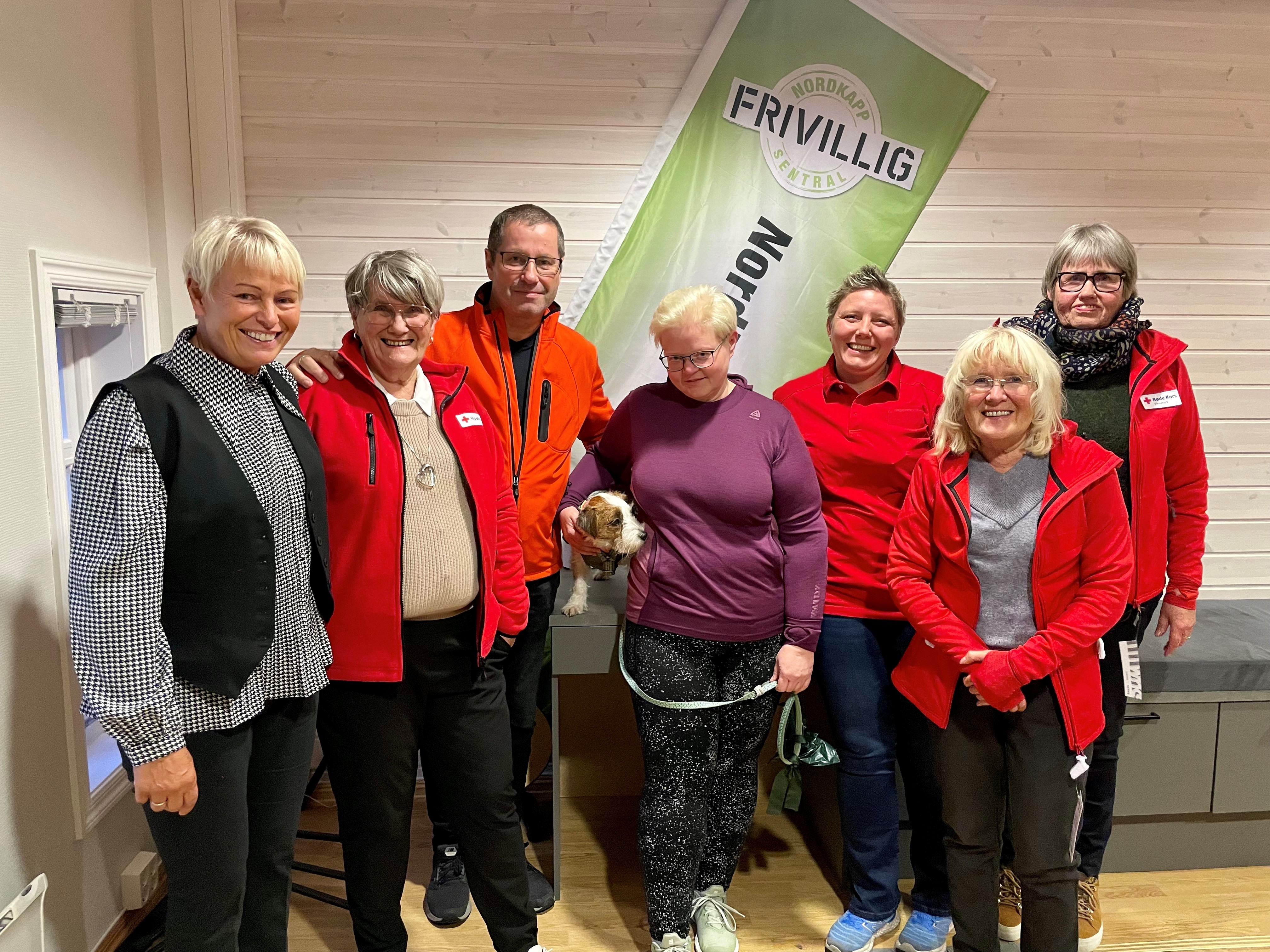 Liss-Berit, Gulle, Thorgeir, Iris, Tonje-Mari, Unni og Elisabeth, er syv av de 12 besøksvennene i Nordkapp