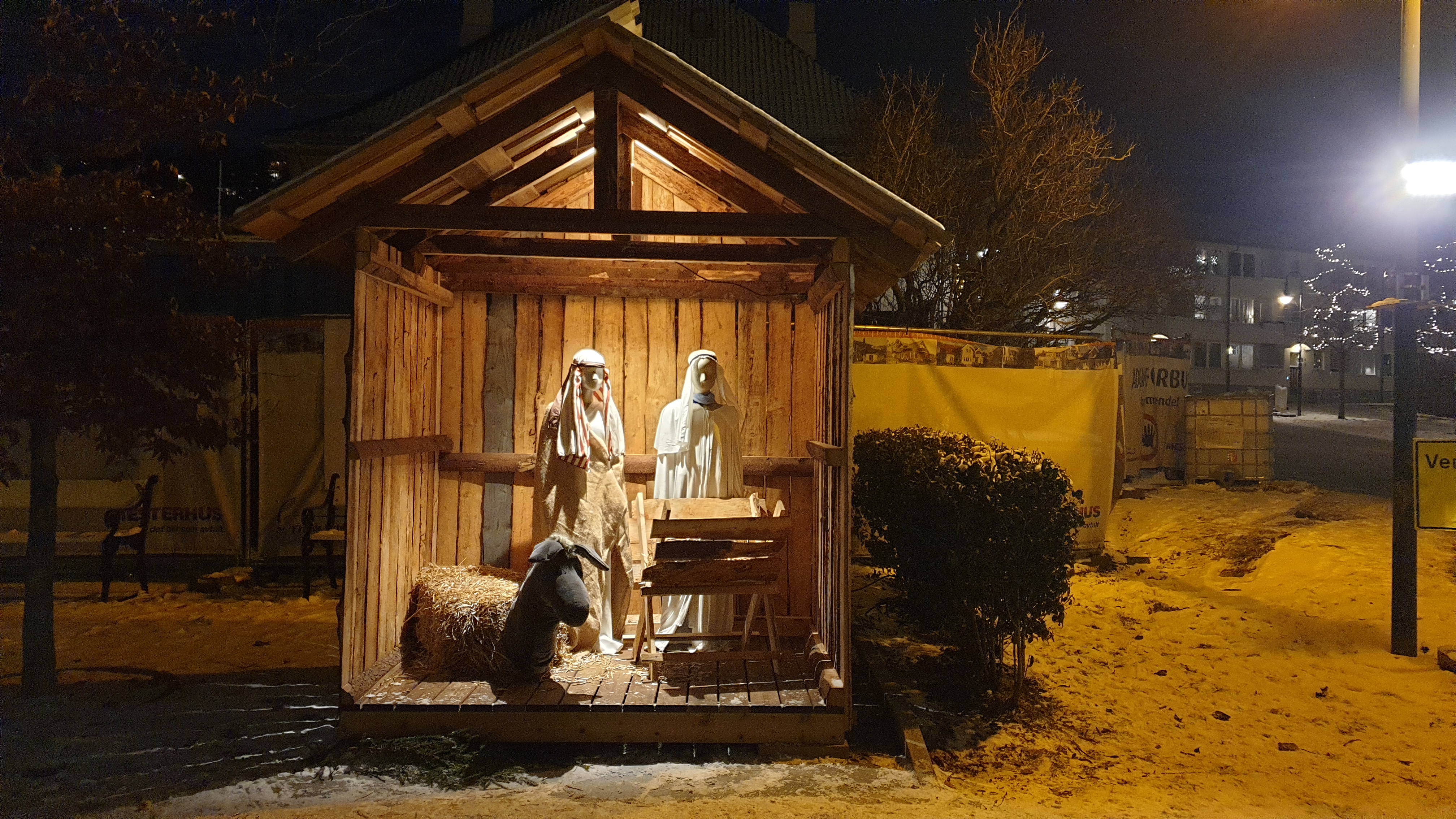 Stallen ved Drøbak kirke er på plass i advent 
