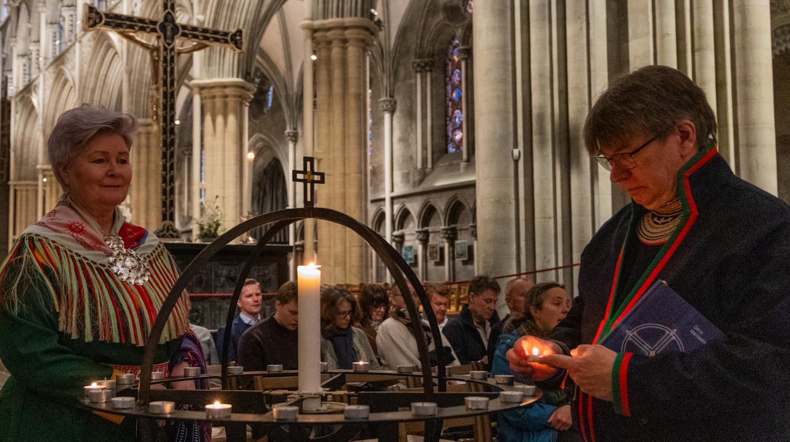 Historisk høymesse i forsoningens tegn