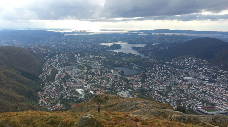 Frå Ulriken ser ein store delar av Bergensdalen prosti som er i kjømda.