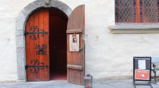 Korskirken i Bergen er blant dei kyrkjene som har open dør