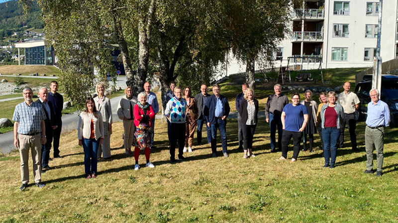 Bispedømerådet og staben ved bispedømekontoret møttest i samla flokk for første gong i samband med bispedømerådsmøte på Voss 14. september. 