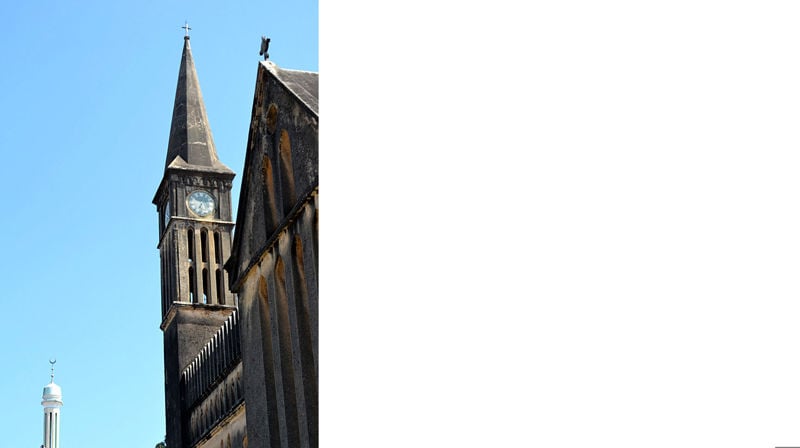 Kyrkjeleg dialogsenter i Bergen går frå å vera prosjekt til å bli ei forening. Foto: Kyrkje og moské i Afrika side ved side.