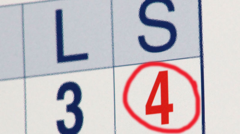 Biskop Halvor Nordhaug meiner at søndag utan søndagsro, men med opne butikkar og søndagsturar til kjøpesenter, ikkje lenger er den søndagen vi kjenner.