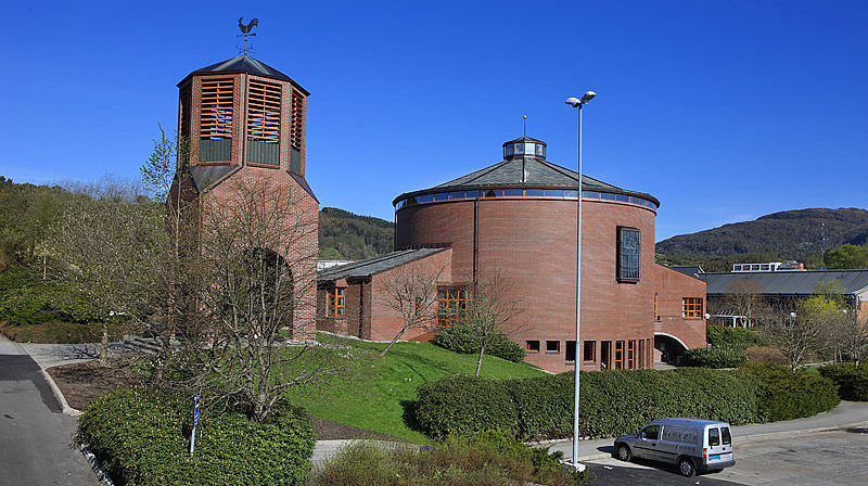 Åsane har fått ny sokneprest. Foto frå Åsane kirke:Kirkebyggdatabasen-Svein Ulvund