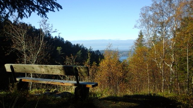 Ein stad å stoppe opp og vende tilbake til – ein stad for refleksjon og perspektiv. Foto: Bård Haukedal