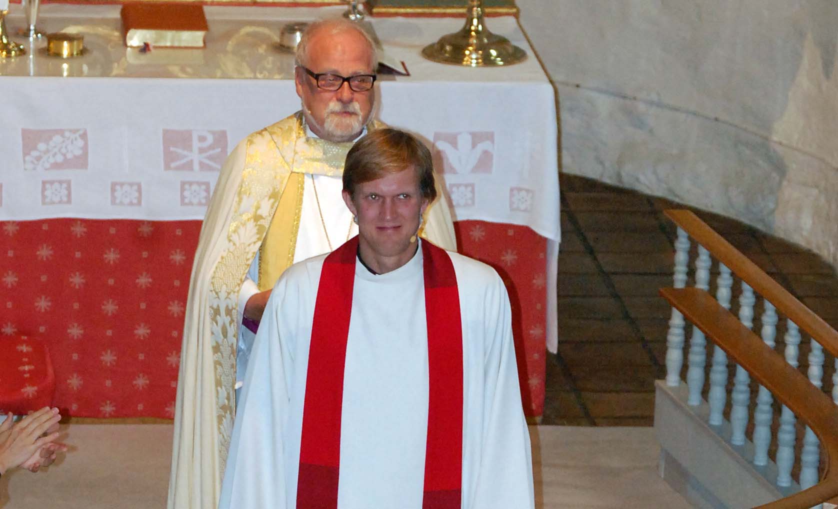 Jo Bertil R. Værnesbranden ble ordinert til prest ved gudstjeneste i Råde kirke