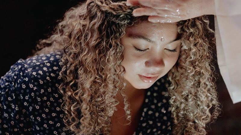 Flere ungdommer velger dåp