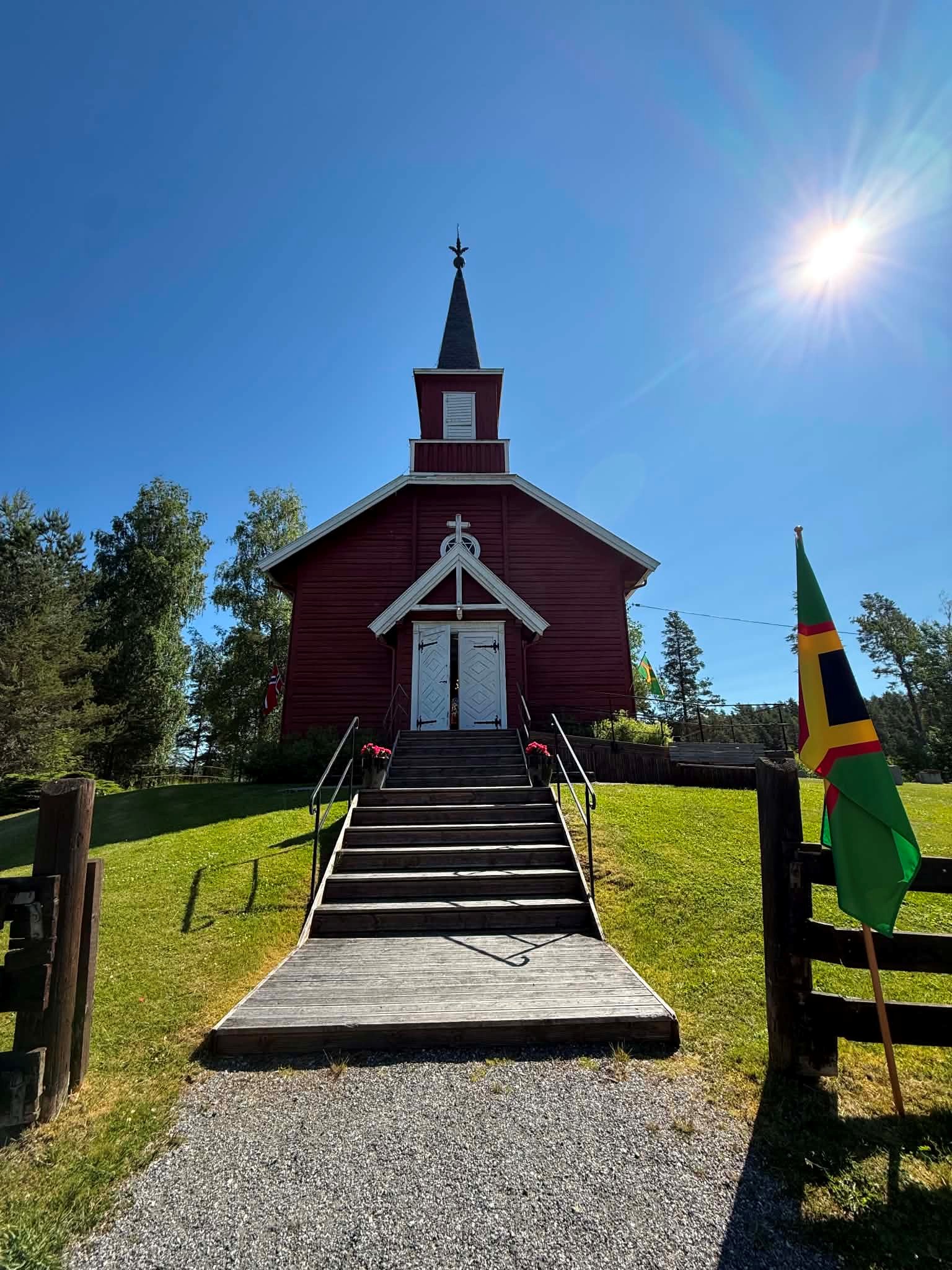 Mangen kapell bygget i 1903. Foto: Kari Alvsvåg
