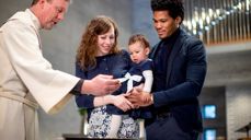 Dåp, foto: Bo Mathisen.