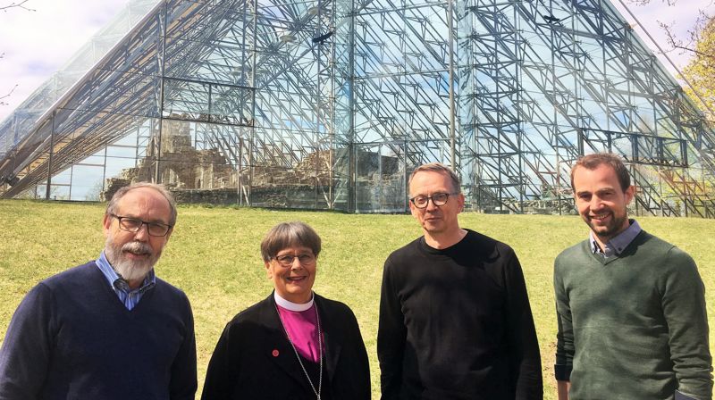 Avd.dir. i Anno Museum, Magne Rugsveen,biskop Solveig Fiske, professor Anders Aschim fra Høgskolen i Innlandet og seksjonsleder Magnus Sempler Holte fra Anno Museum presenterer et mangfoldig program i reformasjonsmarkeringen. Foto: Lars Erlend Kielland