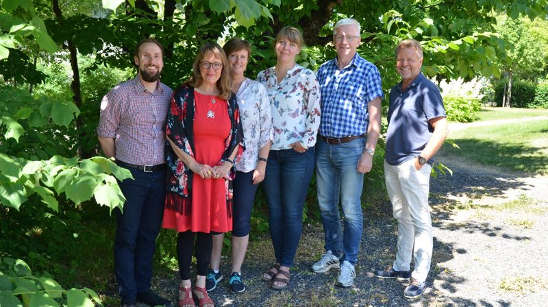Kenneth Hansen, Synnøve Heggem, Solbjørg Skruklien, Mari Stende Zani, Øystein Halling og Tom Torkehagen bidrar inn i et nytt forum for å styrke religionsdialogen i byene. Foto: LTB