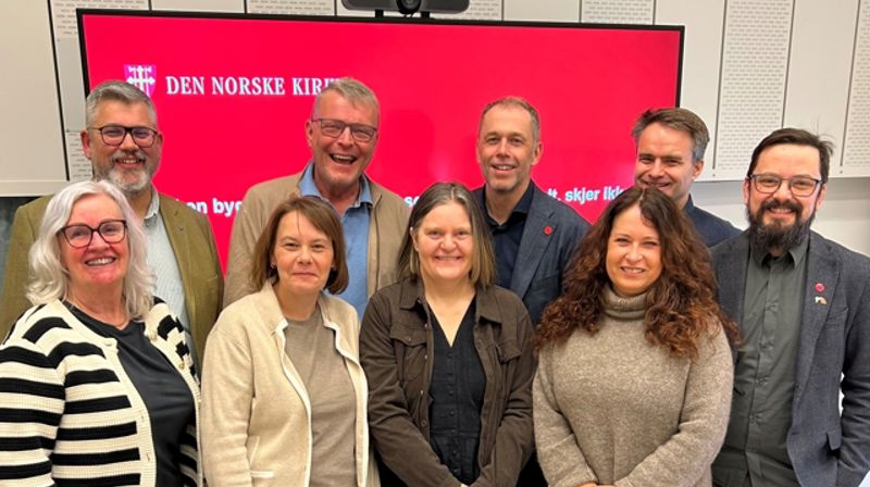 En samlet ledelse i Sør-Østerdal prosti står bak samarbeidsavtalen. Ledelsen av Hamar bispedømme mener avtalen kan få stor betydning for kirke-Norge. Foto: Anja Terjesen