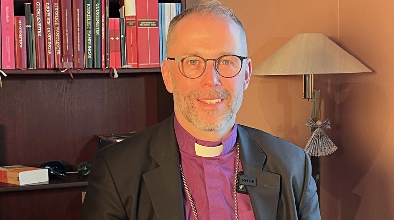 Biskop Ole Kristian Bonden appellerer til oss alle om å bygge gode samfunn og felles motstandskraft, sammen i sin nyttårstale for 2026. Foto: Hamar bispedømmeråd..