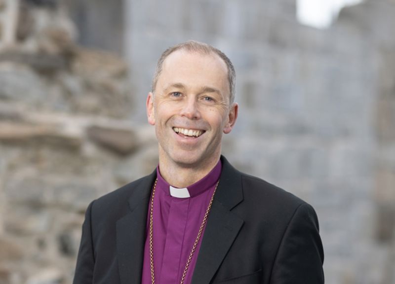 Biskop Ole Kristian Bonden holder påskedagspreken i Hamar domkirke 1. påskedag. Foto: Lars Martin Bøe