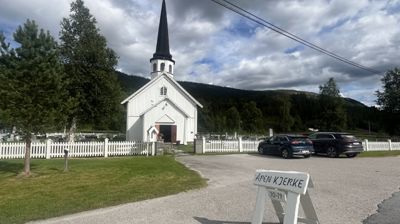 Tylldalen kirke i Nord-Østerdal er en av mange kirker som holder åpent i Hamar bispedømme. Foto: Hamar bispedømmeråd