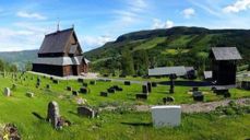 Reinli stavkirke. Foto: www.kirkesok.no