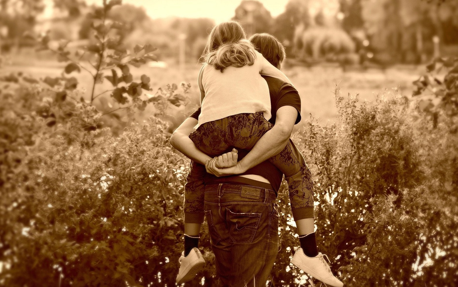 "-Hans velferd er avhengig av min og din omsorg" Foto: Mabel Amber/Pixabay