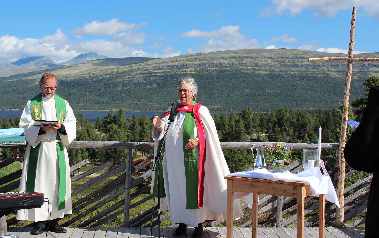 I forbindelse med det årlige Peer Gynt-arrangementet, holdes det messe på Kvamsfjellet. Foto: Jens Petter Ous