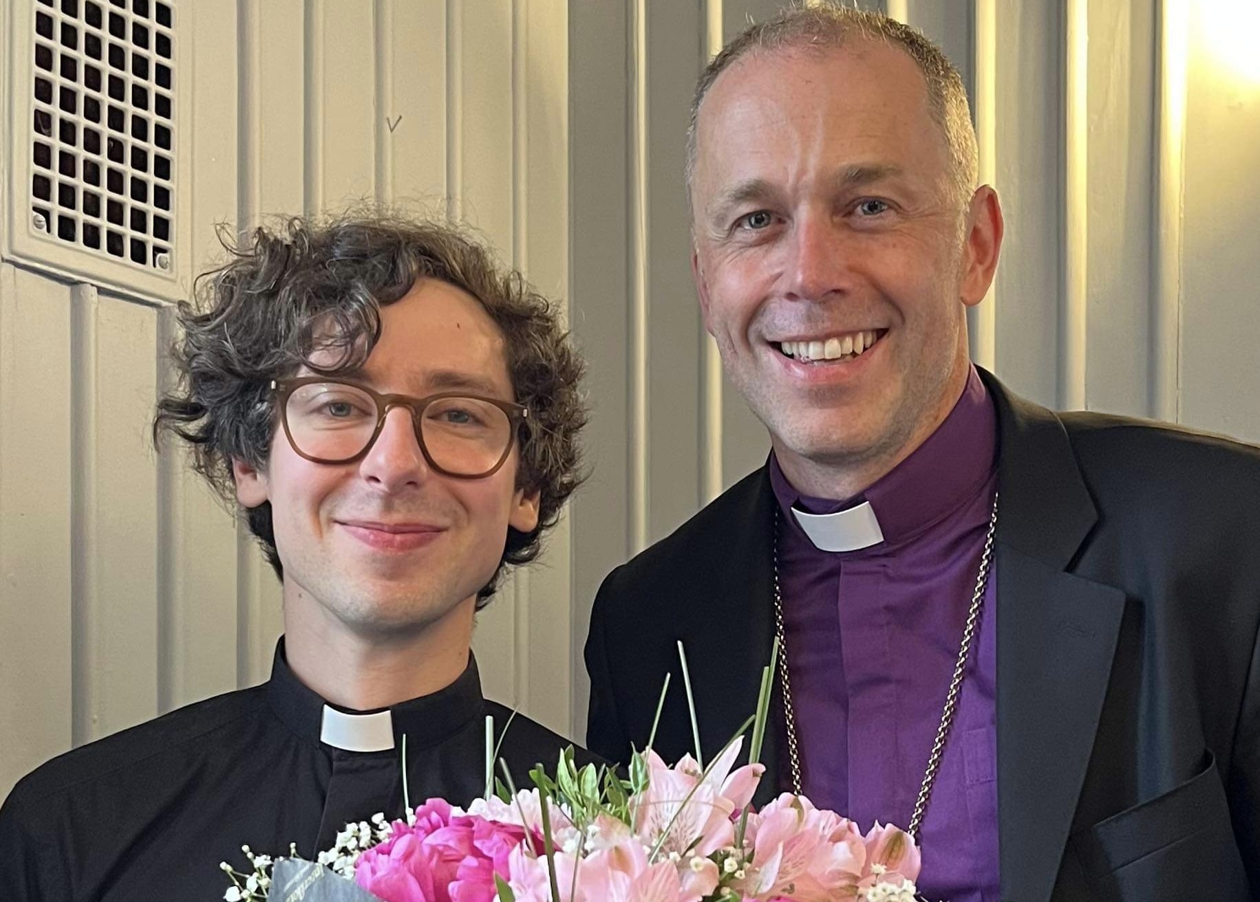 Ole Gustav Klevberg ble ordinert av Biskop Ole Kristian Bonden i Eidskog kirke 18. juni 2023. Foto: Kirken i Eidskog