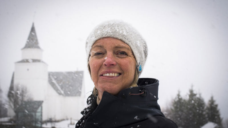 "Eg trur at godt arbeidsmiljø er ein suksessfaktor i alle verksemder, seier Ingebjørg Vik Laugaland, hovudverneombud i Hamar bispedømme. Foto: Ingebjørg Blomlie