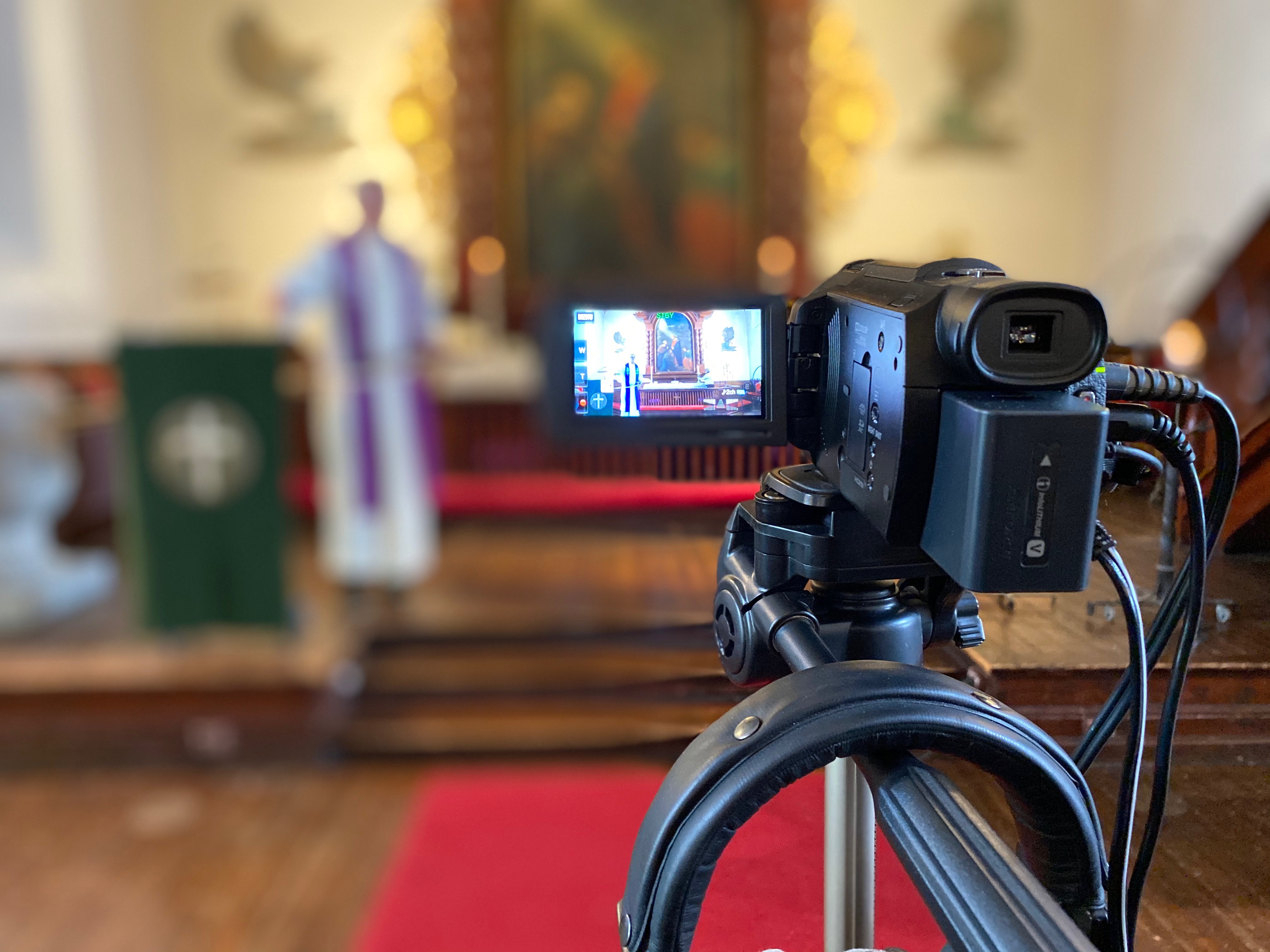 Skjer i kyrkja i Møre