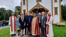 Frå venstre: Erling Nevland, Bodil Bryn Kvistad, Randi Bergundhaugen, Jostein Maude, Richard Powell, Ingeborg Midttømme, Andrew James Lange, Håvard Skrede og John Sylte. Bilete: Tormod Lien