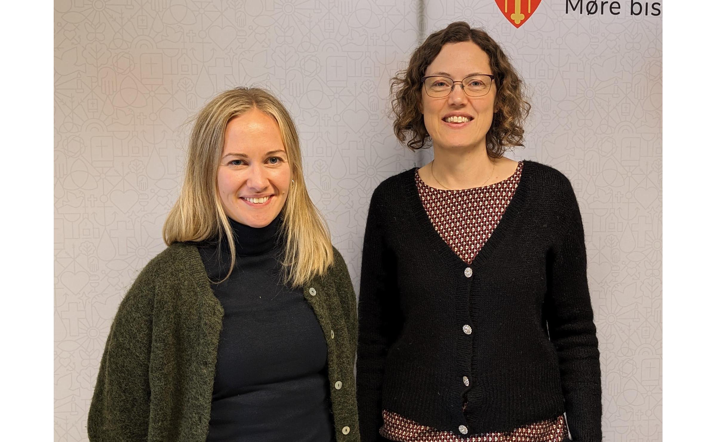 Marie Marti Høgset (t.v.) og Maria Vassli Gjære. Bilete: Møre bispedømme