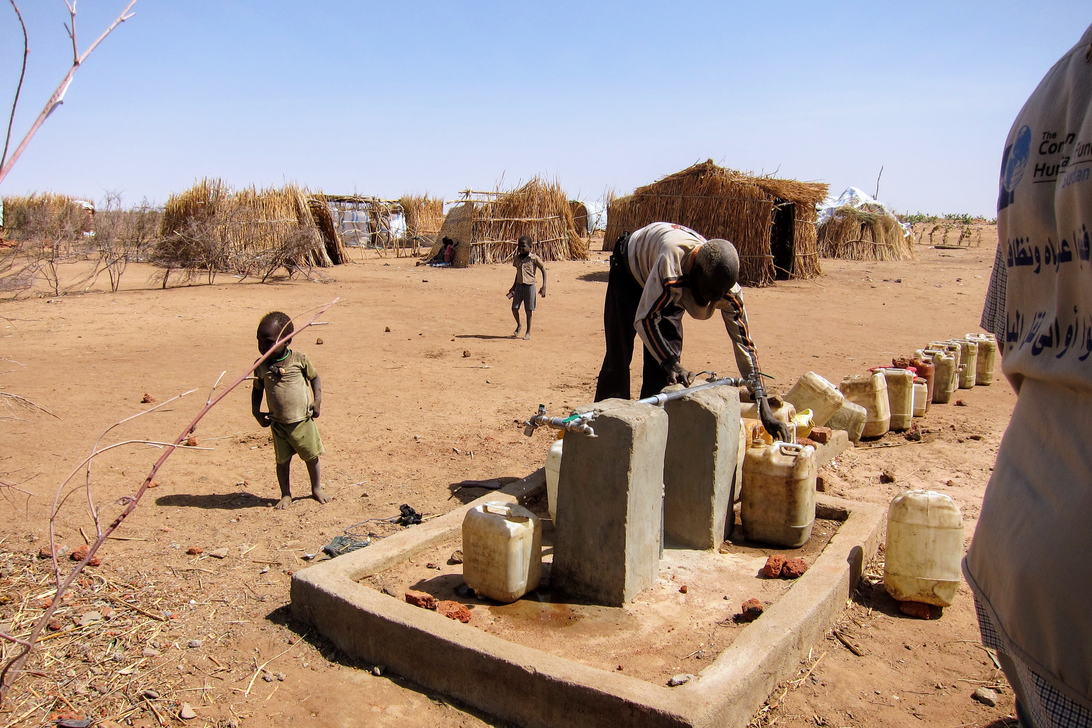 Vann sikres til mennesker i Sudan ,bl.a. med midler fra Kirkens Nødhjelps fasteaksjon. (Foto: Ingeborg Midttømme)