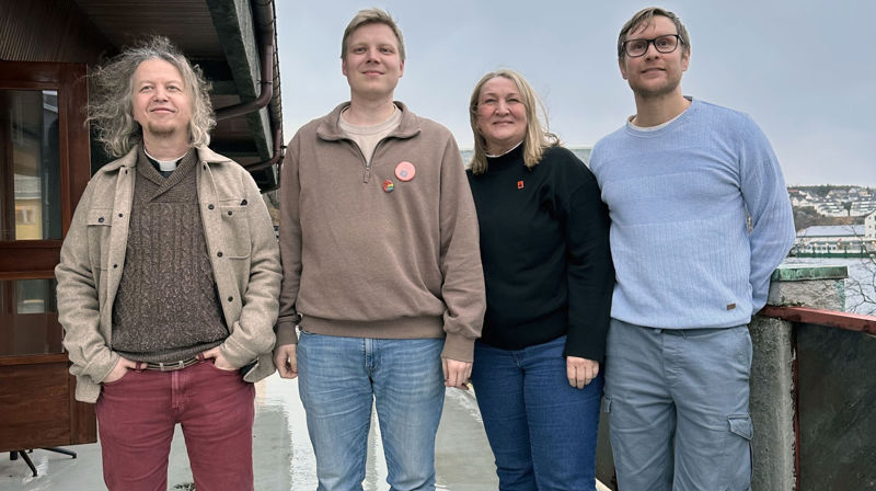 Prosjektgruppa for Kistiansund Ung. Fra venstre: Sindre Stabel Kulø (Møre Bispedømme), Håvard Langseth Nilsen (prosjektleder Ung Kristiansund), Eva Bråland Sætre (Kirkens Bymisjon) og Mattis Himo (Kristiansund kommune). (foto: Håvard Ketil Sporsheim)