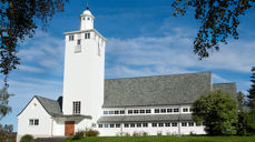 Foto: Langevåg kyrkje